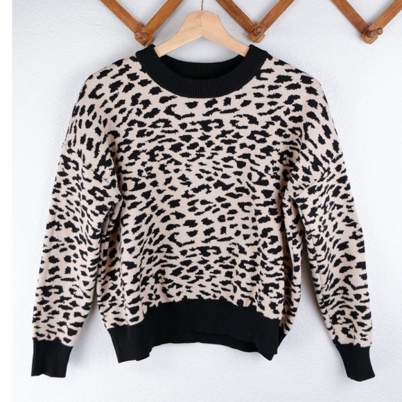 T Tahari Black and Cream Animal Print Sweater Xl - Picture 1 of 8